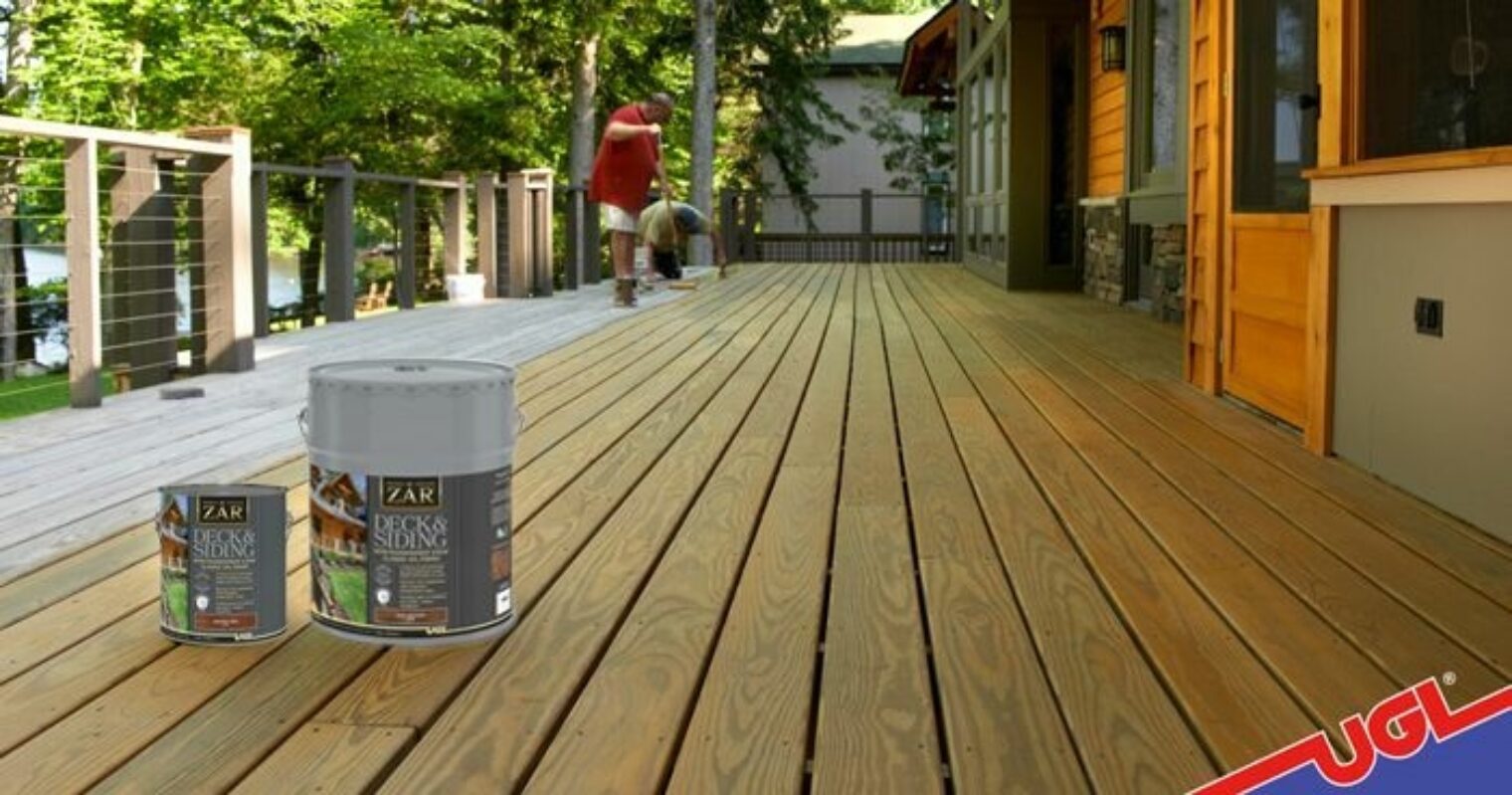 Paint or Stain Deck Differences & Benefits Comparison